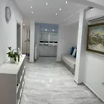 Apartamento Flowery Penthouse In Centre Of *