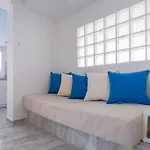 Flowery Penthouse In Centre Of Apartamento Tesalónica