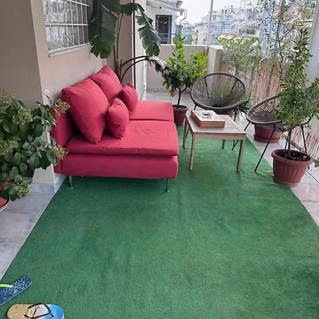 Flowery Penthouse In Centre Of Tesalónica