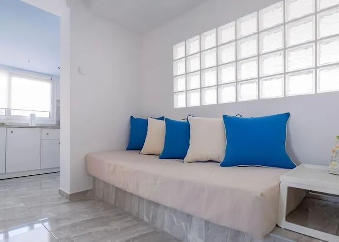 Flowery Penthouse In Centre Of Apartament Saloniki