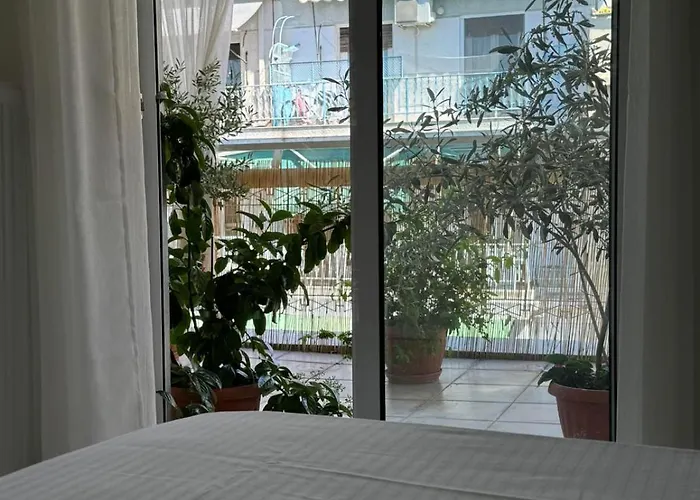 Flowery Penthouse In Centre Of * Thessaloniki